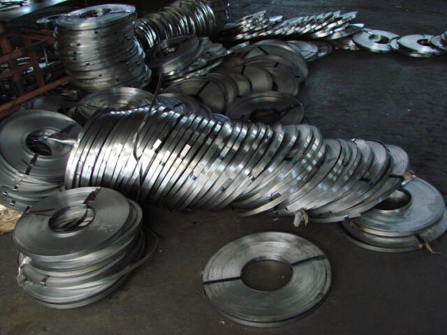 Hoop iron steel strap roll Chennai